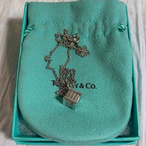 TIffany & Co. Atlas Cube Necklace - Silver - Picture 4 of 15
